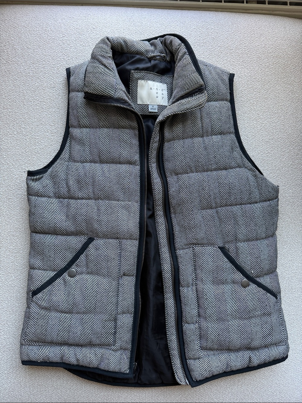 A New Day Quilted Herringbone Puffer Vest Zip Front Black White Size S